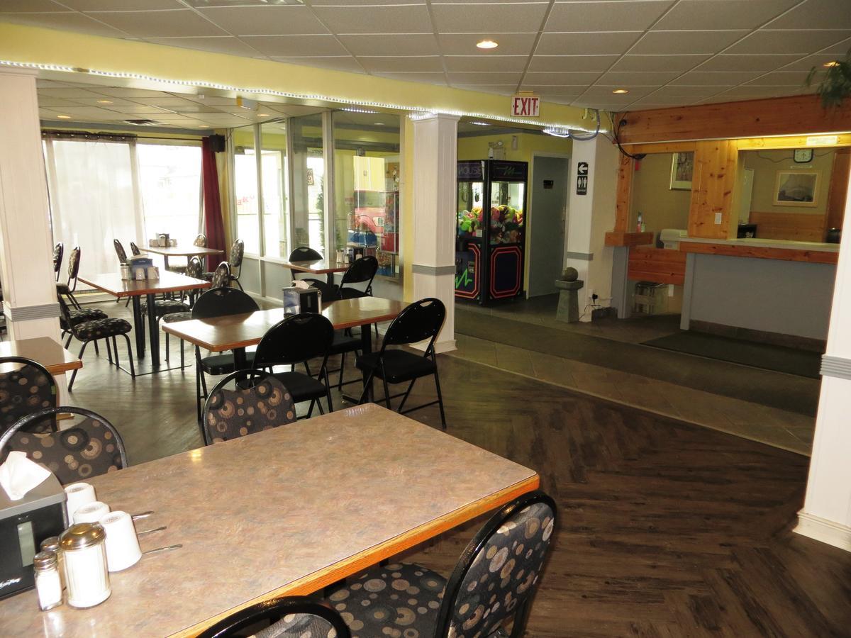 Macklin Motor Inn Eksteriør billede