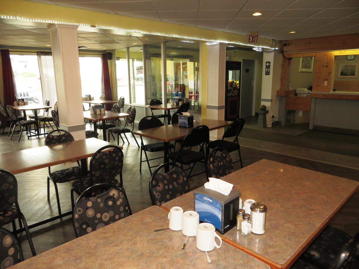 Macklin Motor Inn Eksteriør billede