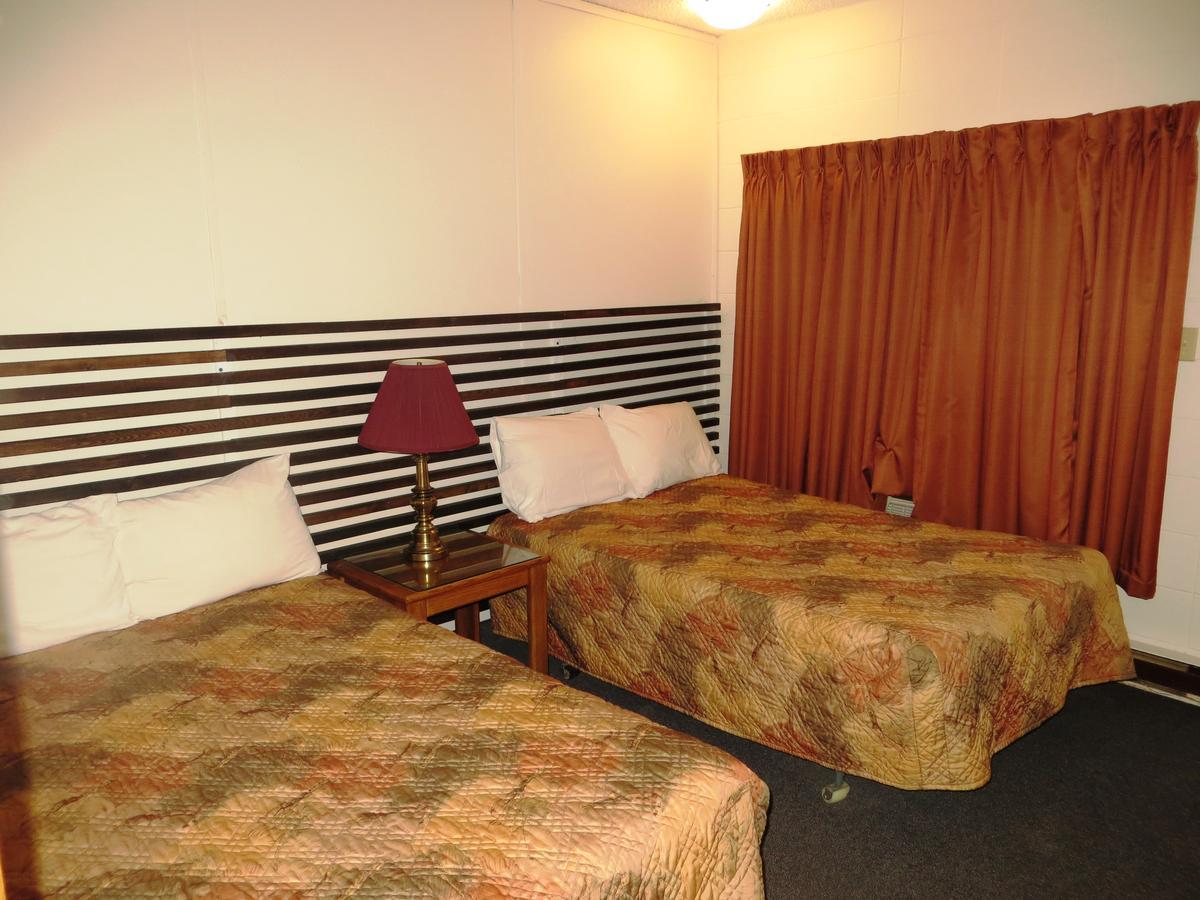 Macklin Motor Inn Eksteriør billede