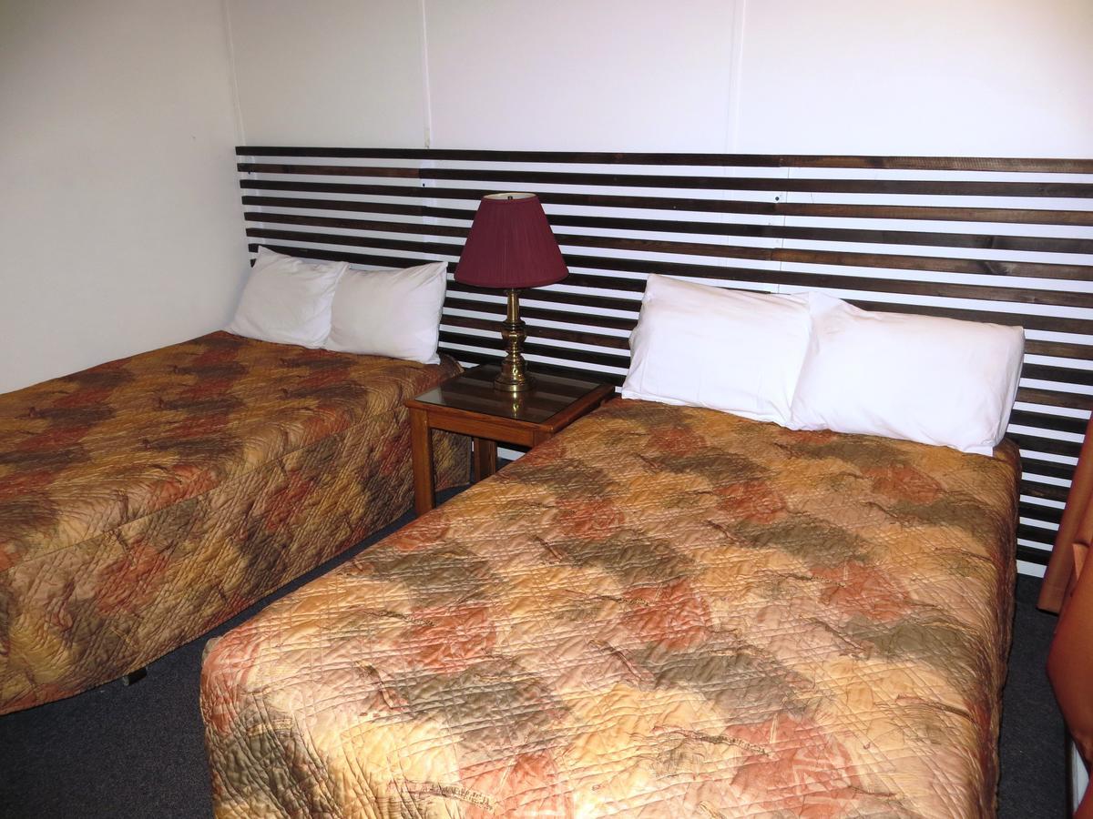 Macklin Motor Inn Eksteriør billede